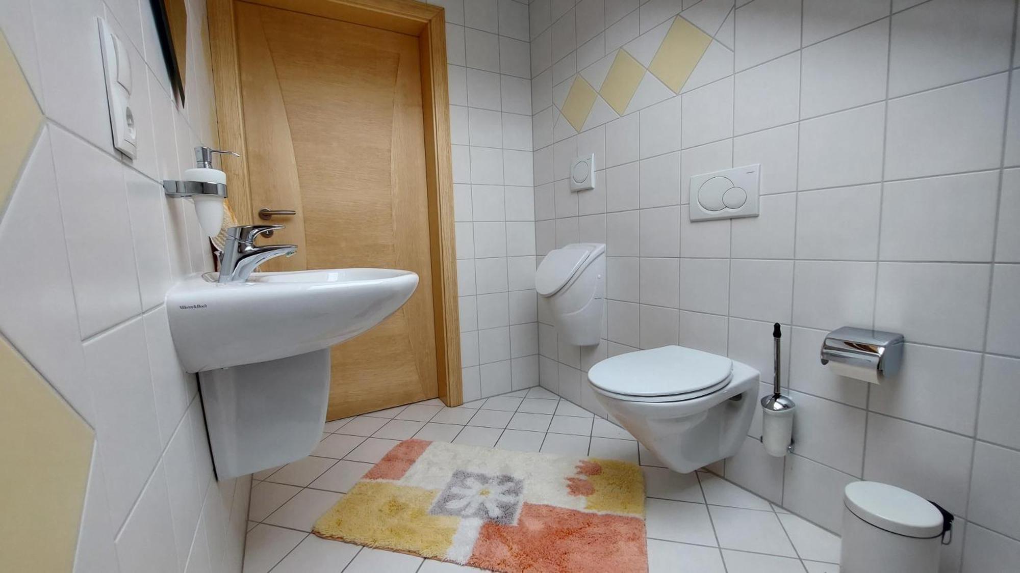 Ferienwohnung Rhens Am Rhein Esterno foto