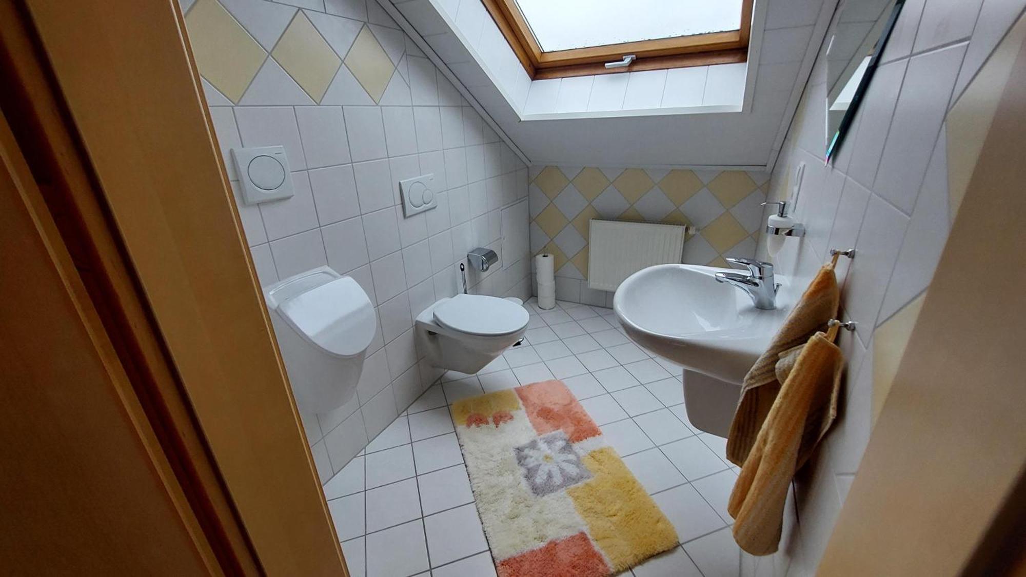 Ferienwohnung Rhens Am Rhein Esterno foto